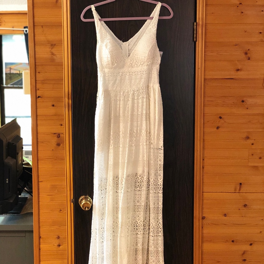 SOLD White, long dress, size Large